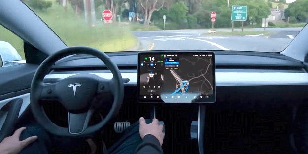 Yaptığı açıklama, Tesla çalışanını işinden etti