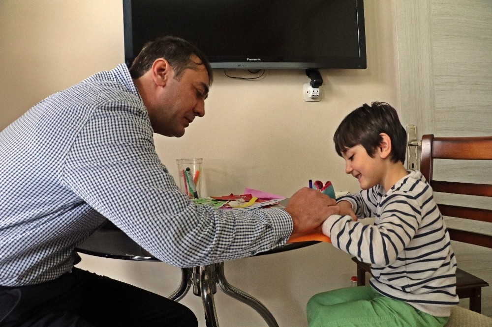Yaptığı düzenekle yürüttü, koşturdu, şimdi de okutuyor 