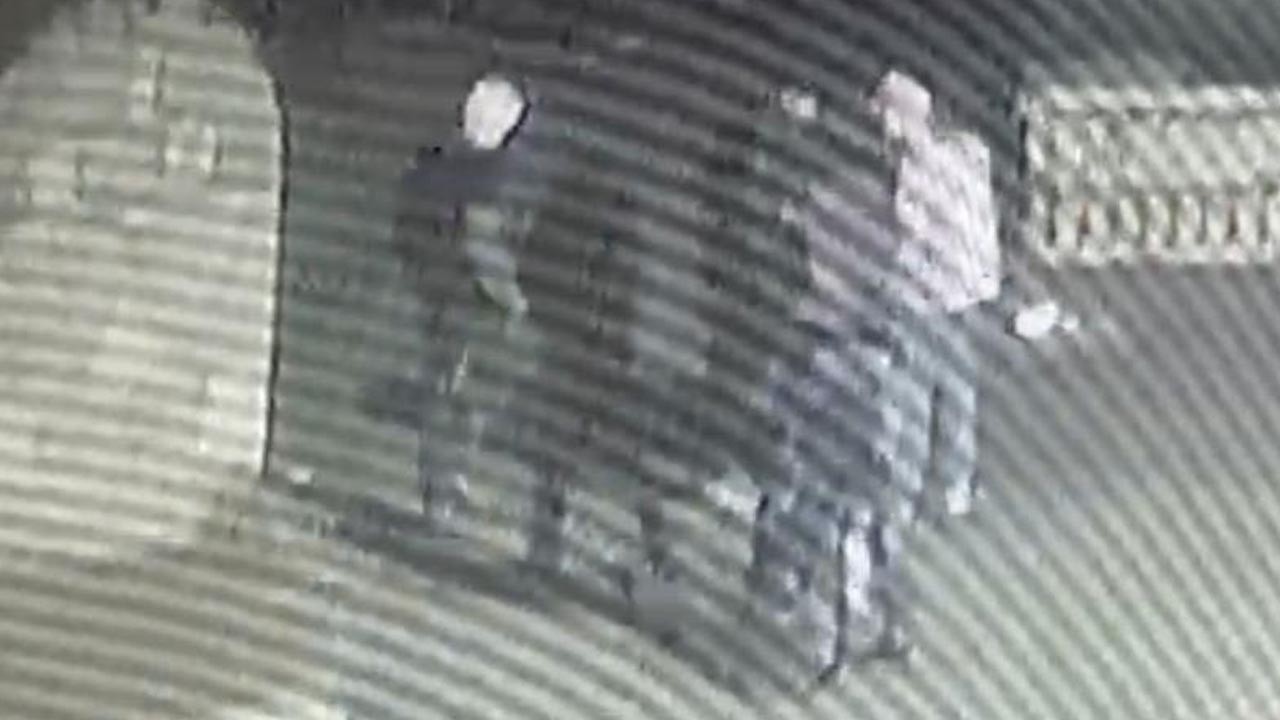 Yaptığı hırsızlık yüzünü kızartmadı! Önce çaldı sonra hava attı