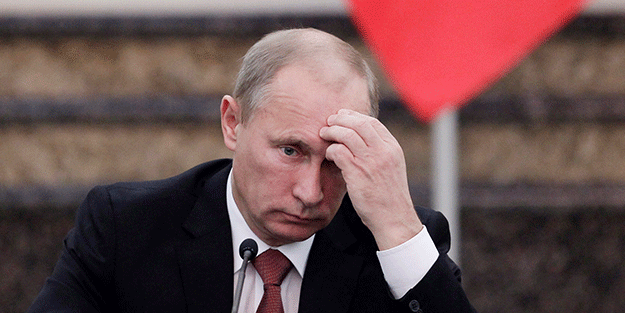 Yaptırımlar Rusya'yı küçülttü