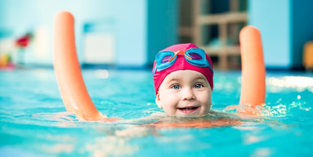 Yaradılıştan biliyoruz ama yüzmekten korkuyoruz