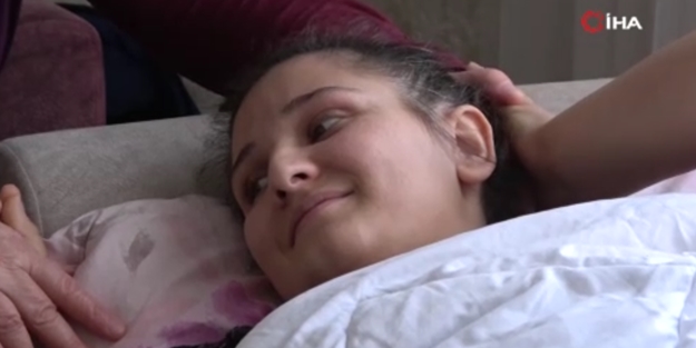 Yaralı depremzedeye ve bebeğine evini açtı