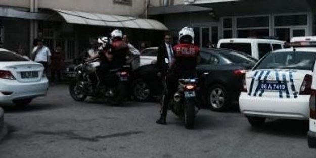 Yaralı polislerin kaldırıldığı hastanede alarm