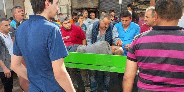 Yaralıyı hastaneye tabutla götürdüler