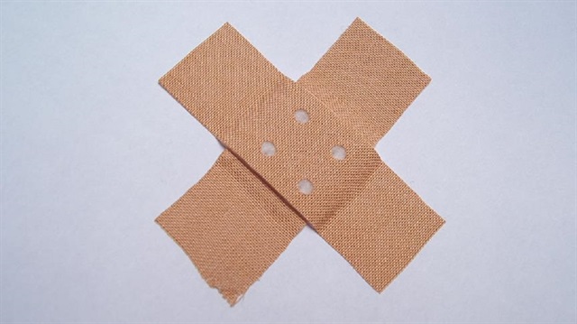 Yaranın iyileşme sürecini takip ediyor