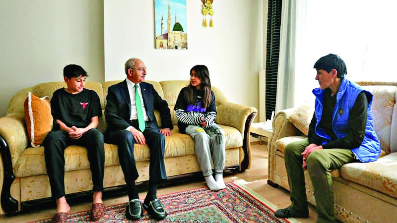 Yardım devletten şovu ‘zillet’ten!