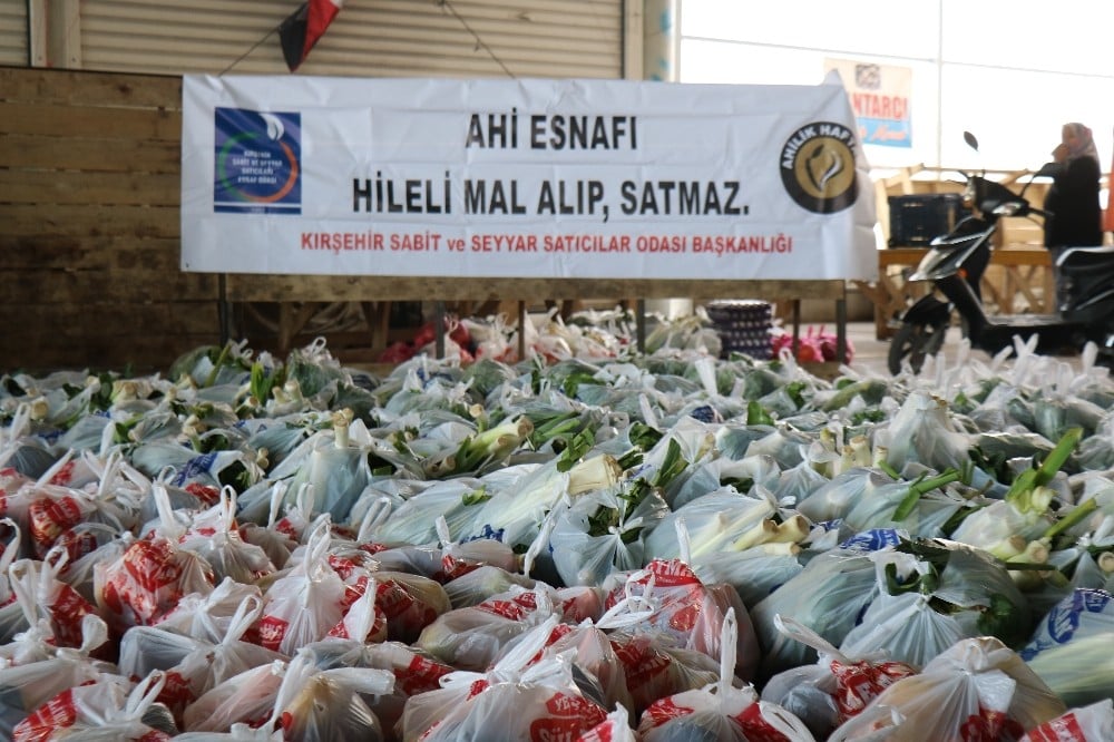 Yardım kampanyasında sosyal mesafe sınırı tanımadılar 