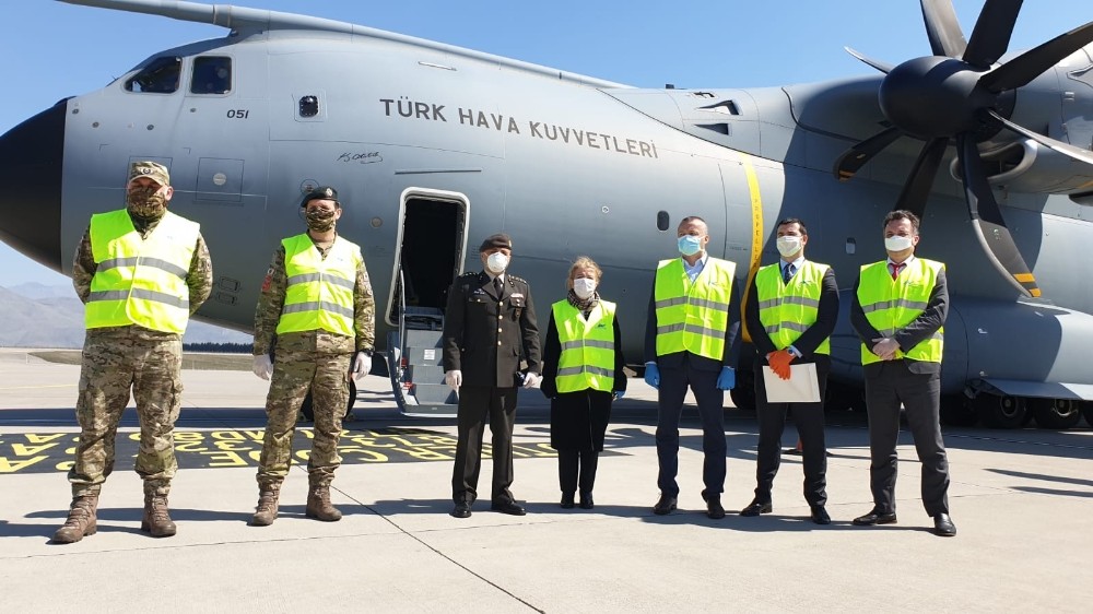 Yardım Malzemeleri Karadağ’a ulaştı 