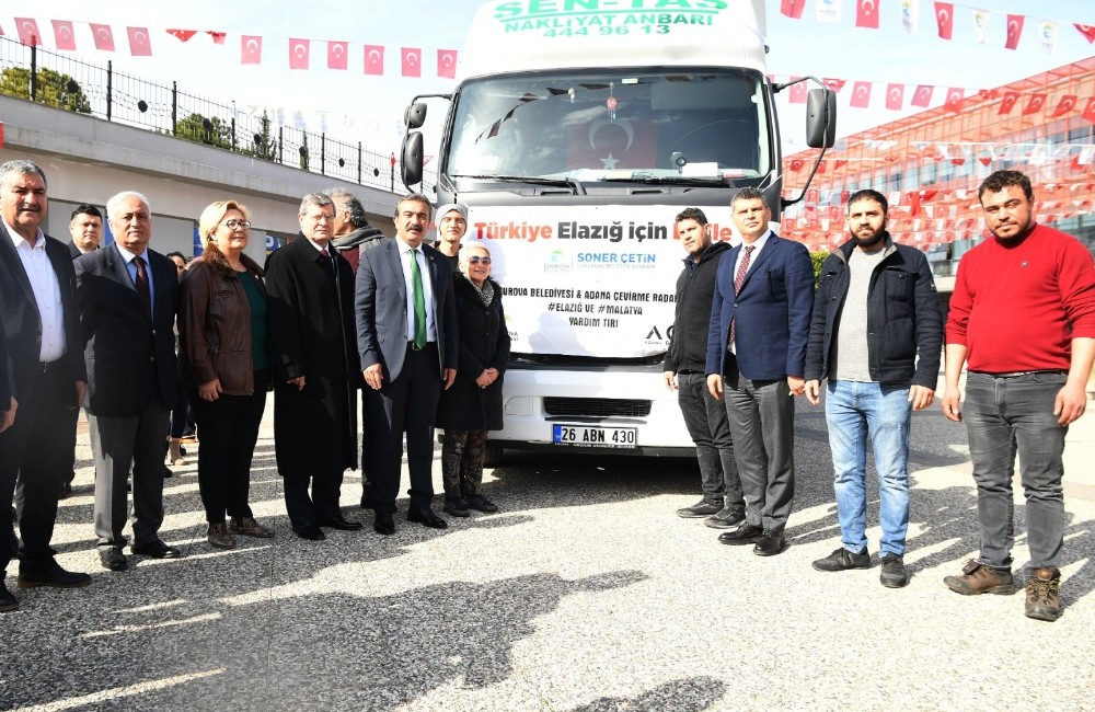 Yardım tırını Başkan Soner Çetin uğurladı 