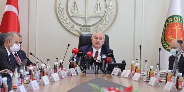 Yargıtay Başkanı Akarca'dan 'kadın cinayeti' açıklaması!