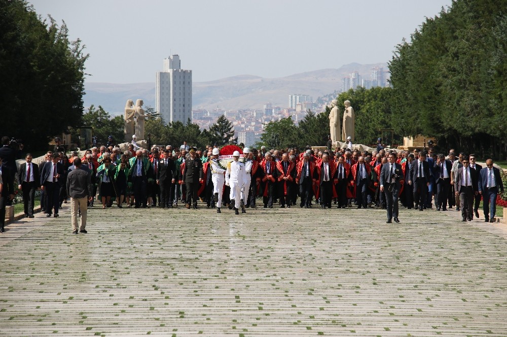 Yargıtay Başkanı Cirit, Anıtkabir’i ziyaret etti 