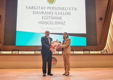 Yargıtay’da yeni atanan personele etik davranış semineri