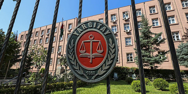 Yargıtay'dan bir ilk! 'Yetkisini aştı' denilerek Anayasa Mahkemesi üyeleri hakkında suç duyurusunda bulundu
