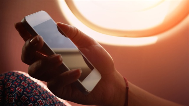 Yarı fiyatına akıllı telefonlar satışa çıkıyor