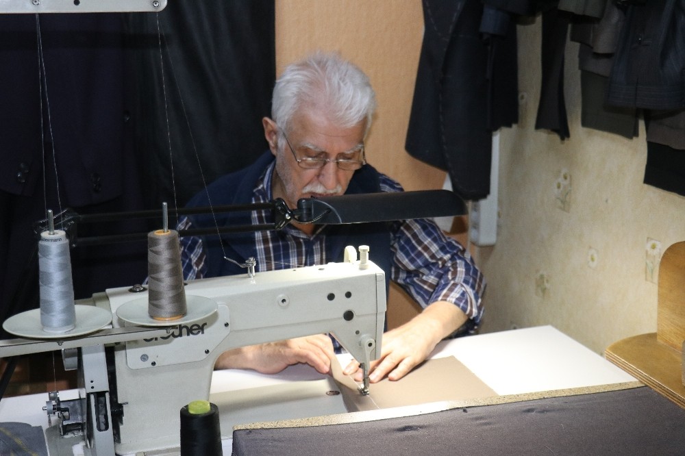 Yarım asır boyunca ilk kez ara verdiği mesleğine 72 gün sonra geri döndü 