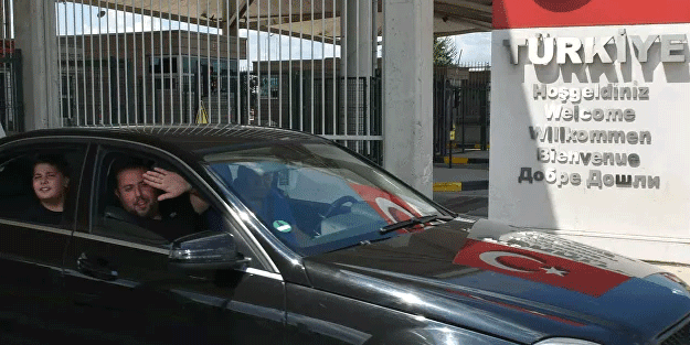 Gurbetçiler Türkiye'ye akın etti
