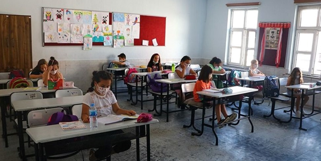 Yarın açılıyor… Bu yıl kırtasiye masrafları ne kadar tutuyor?