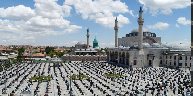 Yarın cuma namazı olacak mı? 1 Ocak Cuma yılbaşında namazı kılınacak mı?