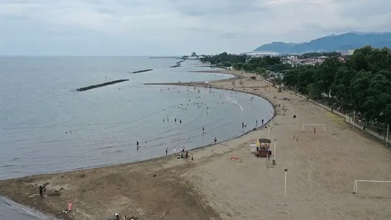 Yarın için alarma geçildi! İki ilimizde denize girmek yasaklandı