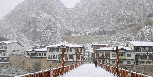 Yarın okullar tatil mi Amasya 22 Mart! Amasya valilik açıklaması: