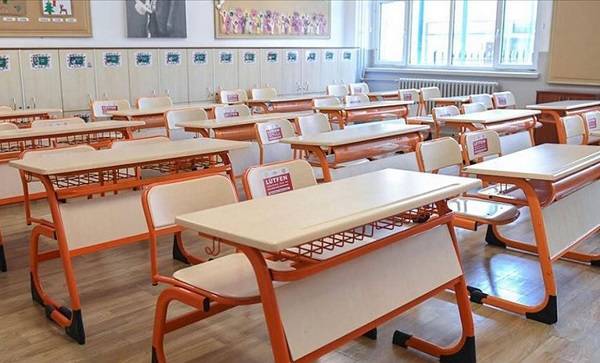 Yarın okullar tatil mi? Lodos sebebiyle okullar tatil mi?