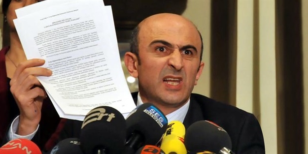 YARSAV'dan skandal başörtüsü çağrısı!