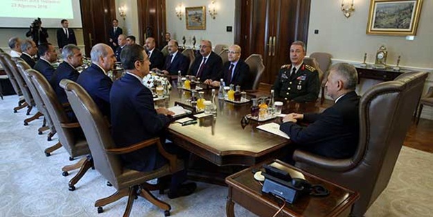 YAŞ kararları açıklandı