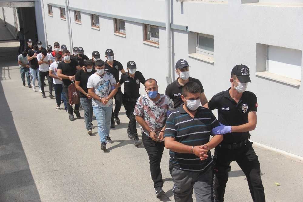 Yasa dışı bahisçiler kodesi boyladı