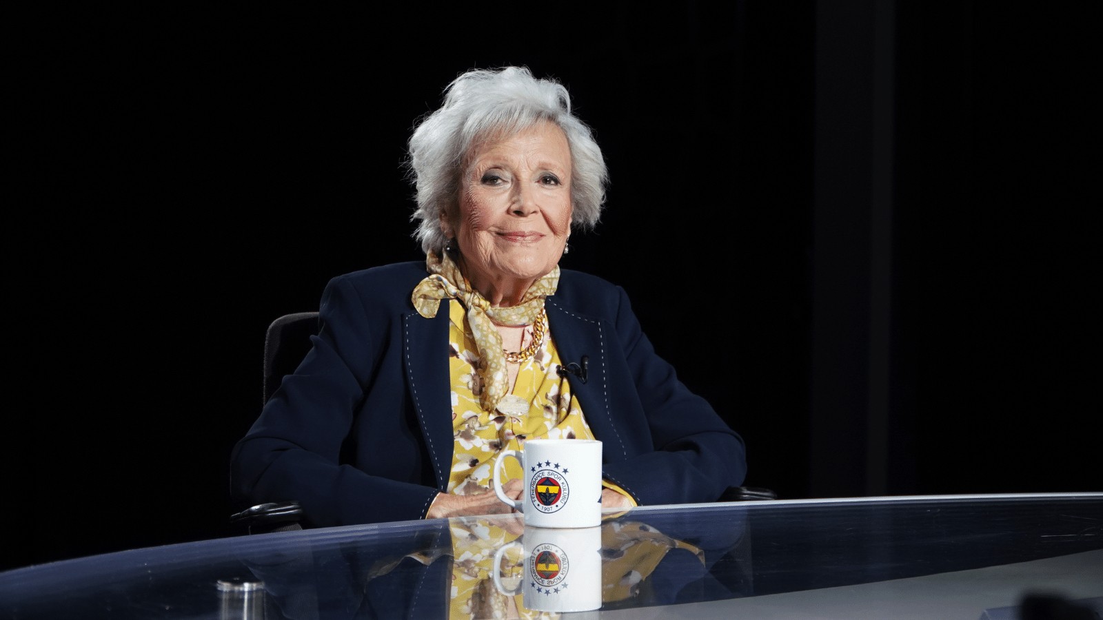 "Yaşa Fenerbahçe" marşını seslendirmişti! "Ünlü sanatçı Nesrin Sipahi öldü" iddiası sonrası gerçek ortaya çıktı! Karışıklığı duyanlar şaştı kaldı