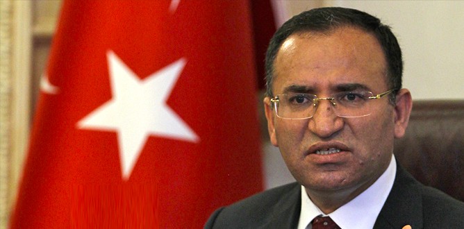 ‘Yasadışı tapeleri sızdıranları biliyoruz’