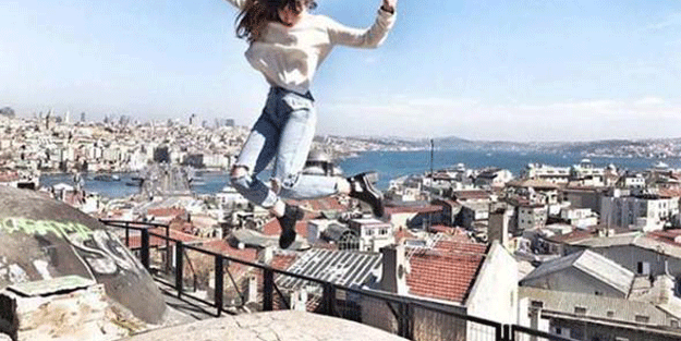 Yasak ama… Zıplaya zıplaya tarihi kubbeyi çökerttiler