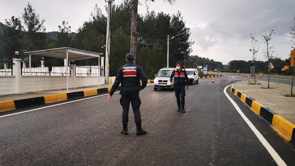 Yasak işe yaradı, Marmaris’e girişler durdu 