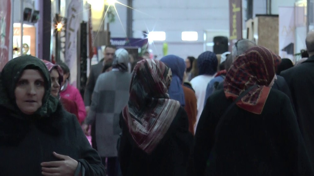 Yasakları takmayan fuar 
