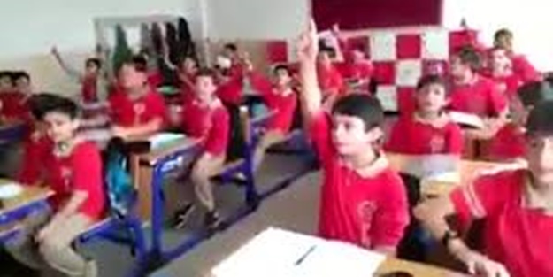 İmam Hatip'deki 'Yaşasın İslam'dan rahatsız oldular!
