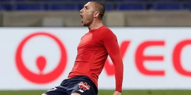 Yaşı 37 ama, hiçbir lig onu durduramıyor! Bomba gelişme...