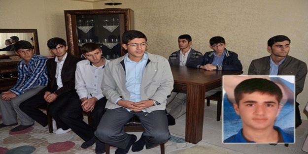 Yasin Börü okul arkadaşları tarafından anıldı