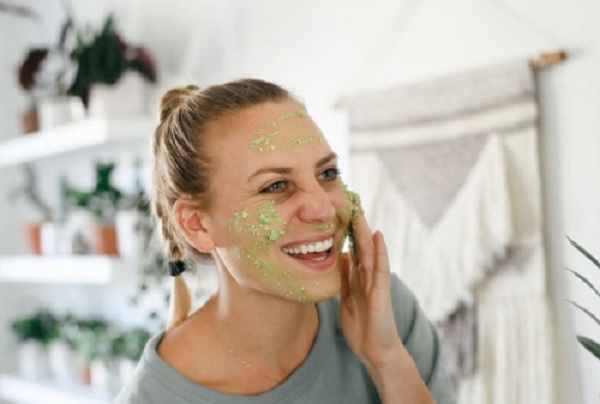 Yaşlanmak istemiyorsanız bu 10 gıdayı sofranızdan eksik etmeyin!