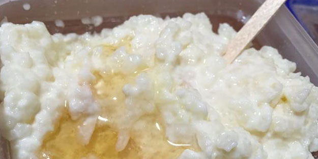 Yaşlanmaya karşı ev yapımı krem