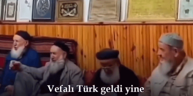 Yaşlı amcaların tüyleri diken diken eden videosu gündem oldu! Tel Aviv vurgusu duygulandırdı