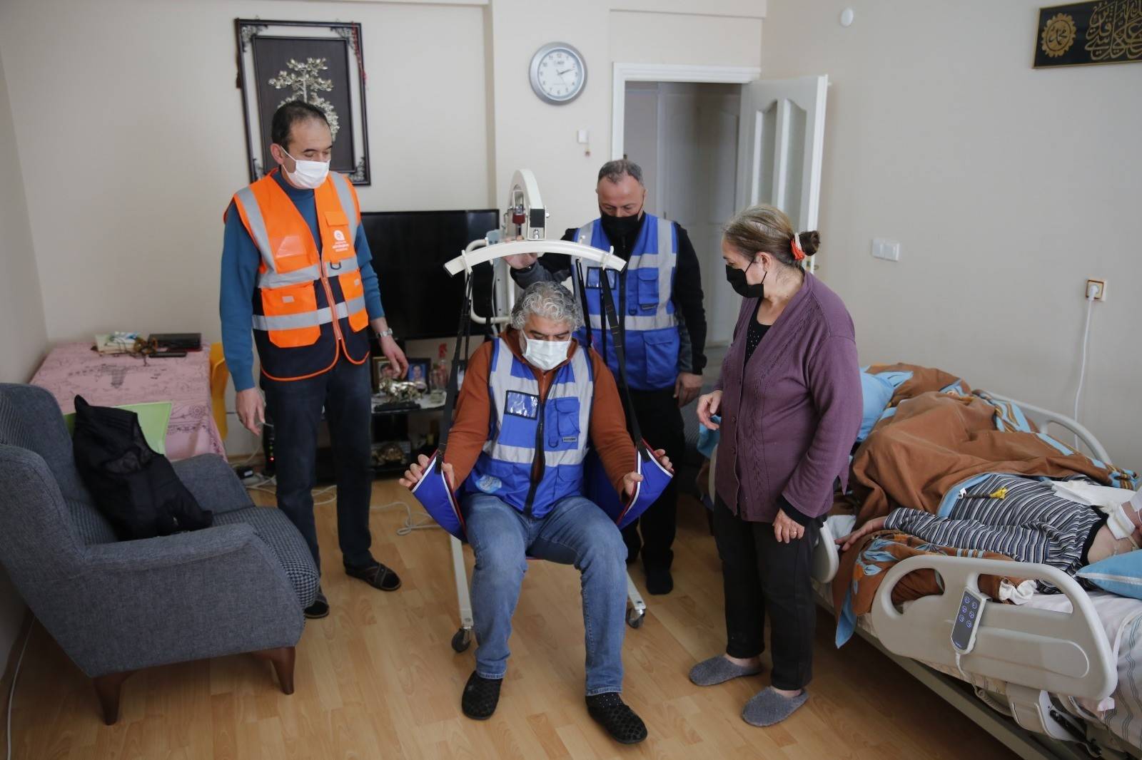 Yaşlı çiftin mutluluk gözyaşları!