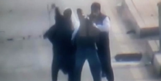 Urfa’da yaşlı dededen eylemciye meydan dayağı!