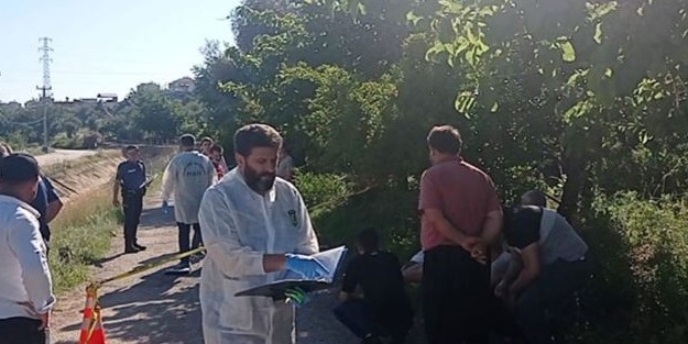 Yaşlı kadın yolda ölü bulundu