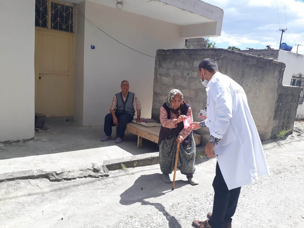 Yaşlılar bayramda yalnız bırakılmadı 
