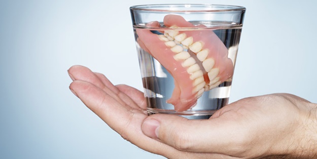 Yaşlılar dalga geçilmekten kurtuldu!