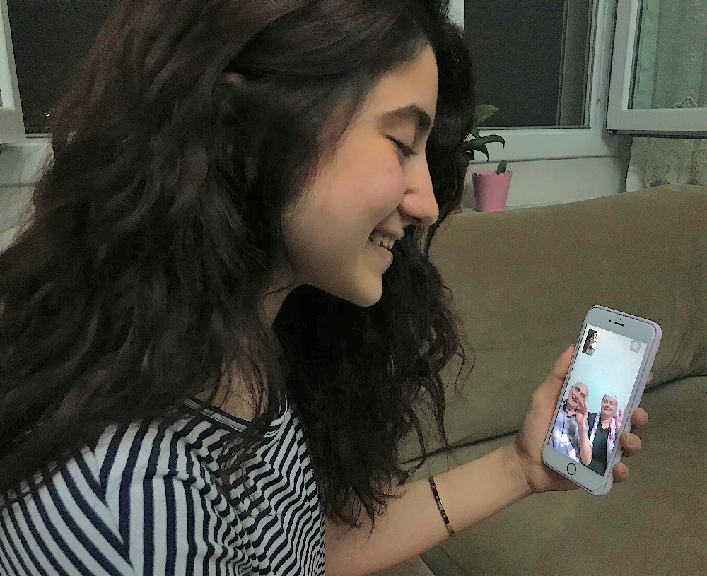 Yaşlılara ‘Sıkılma Ben Varım’ dediler 