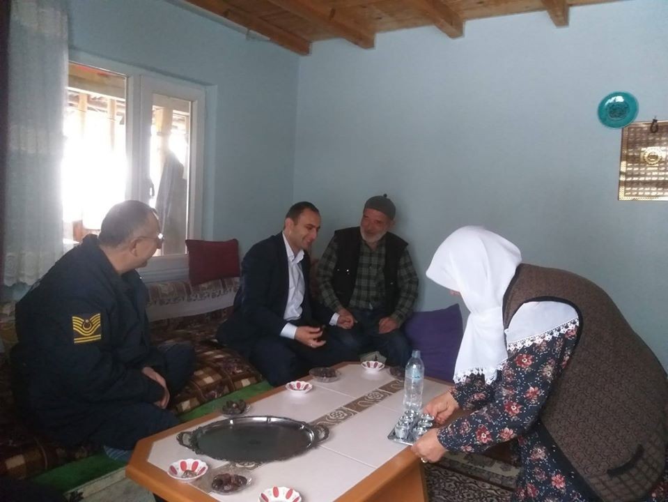 ’’Yaşlılarımızın kimseye muhtaç olmadan yaşamalarını sağlamak, kişi, kurum ve devlet olarak öncelikli görevimizdir’’ 