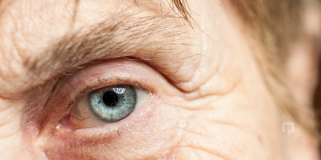 Yaşlıların gözlerini bekleyen en büyük tehlike