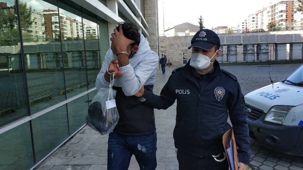 Yastık içindeki 5 bin lira hırsızlığına gözaltı 