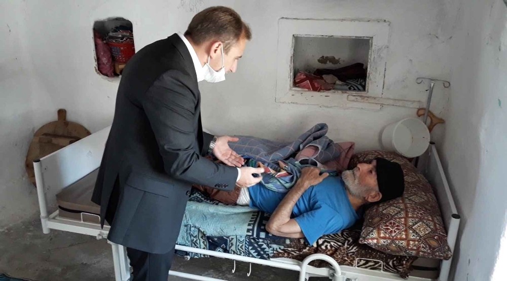 Yatağa bağlı hastalara umut oldu 