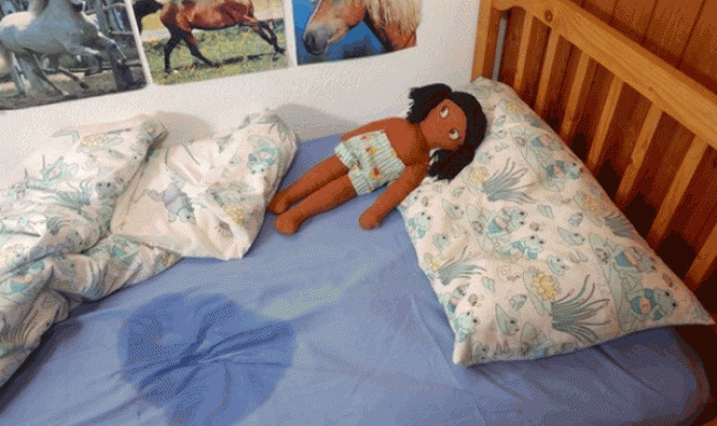 Üvey baba yatağı ıslatan çocuğunu öldürdü